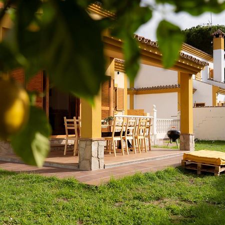 Namawa Surfhouse Hostel Chiclana de la Frontera Exterior photo