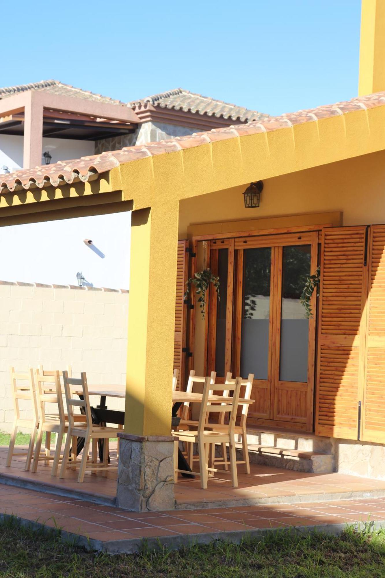 Namawa Surfhouse Hostel Chiclana de la Frontera Exterior photo